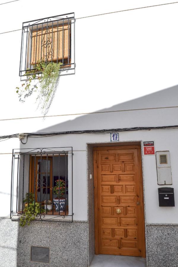 Casa Tipica Y Terraza, Maison Andalouse, Typical House With Rooftop Almuñécar Екстериор снимка
