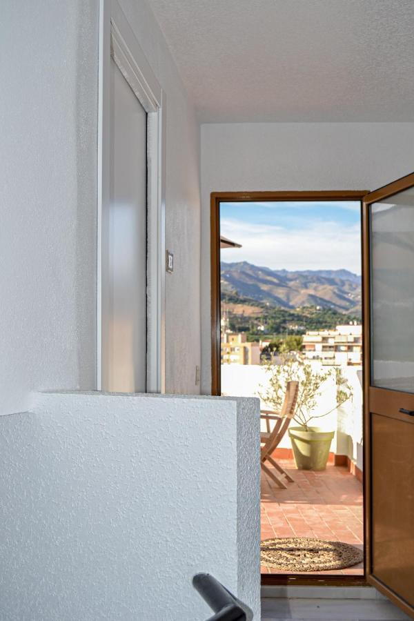 Casa Tipica Y Terraza, Maison Andalouse, Typical House With Rooftop Almuñécar Екстериор снимка